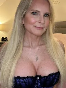 Photo of Isabellax